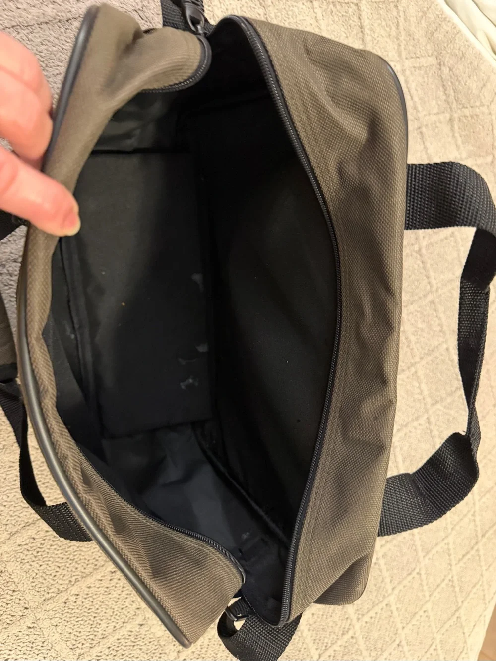 Eddie Bauer compartment bauer piping